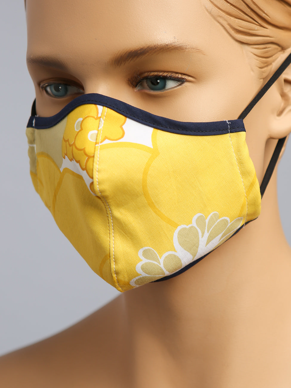 Fitted Face Mask with Filter Pocket - Daisy