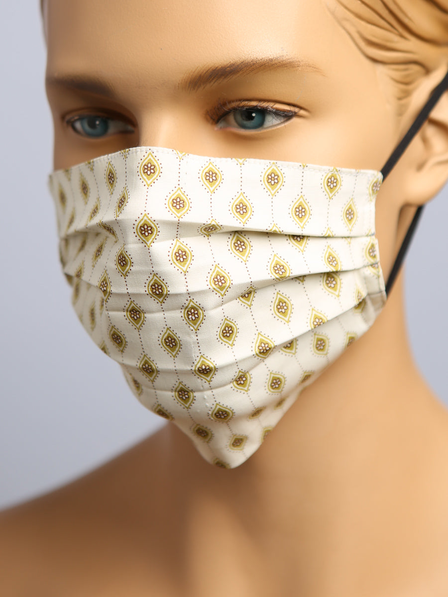 Pleated Mask - Sand Diamonds