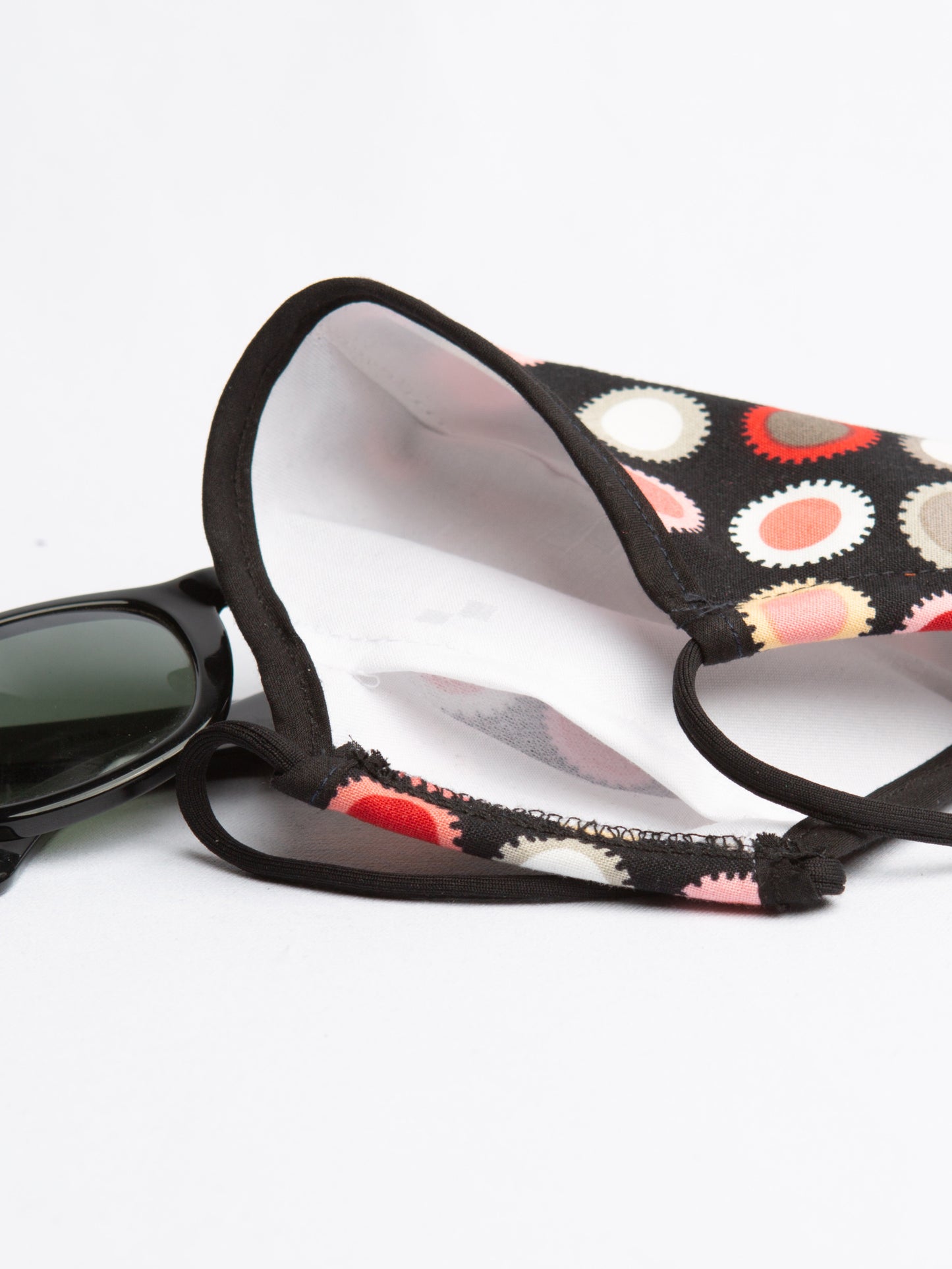 Fitted Face Mask - Star Dots Black
